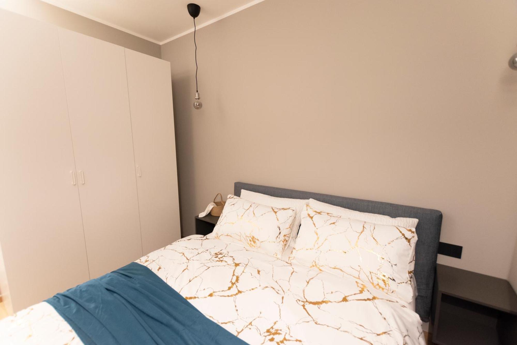 Ihost Luxury -free Parking- Plana 6