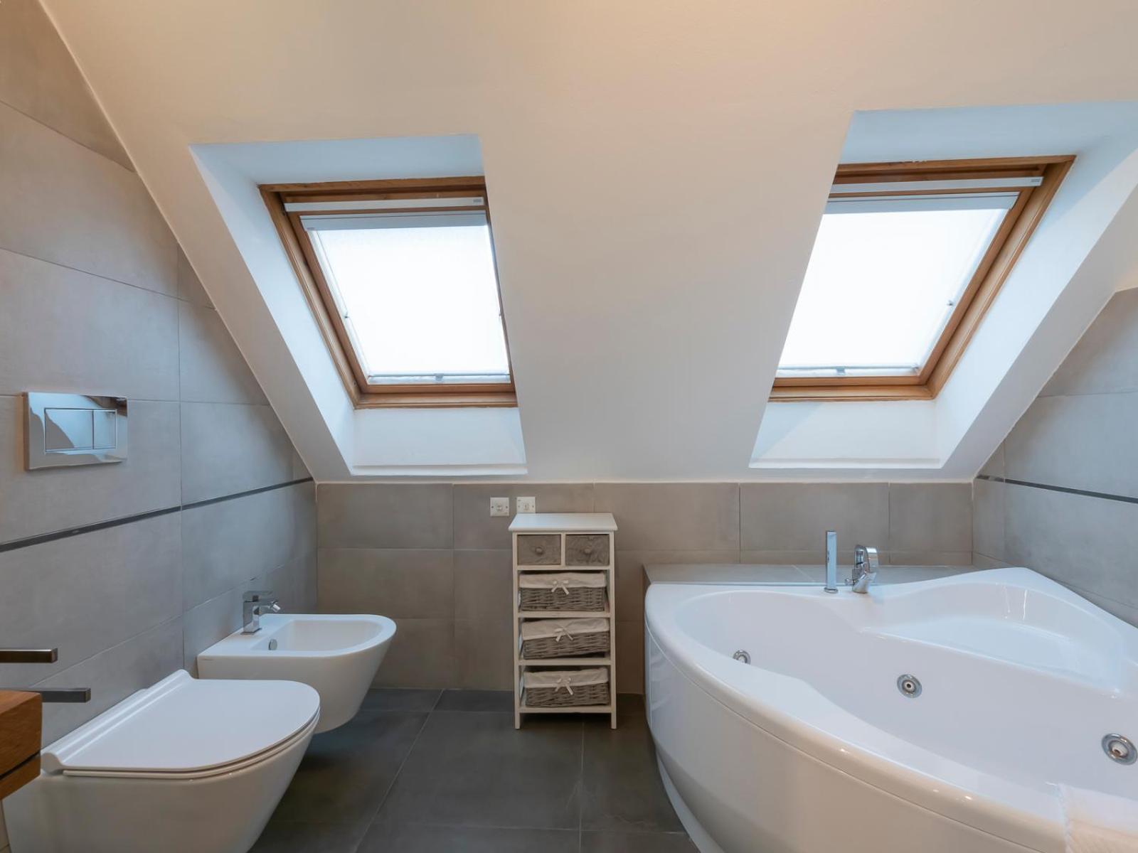 Xenia - Luxury & Elegant Penthouse In Life Milan