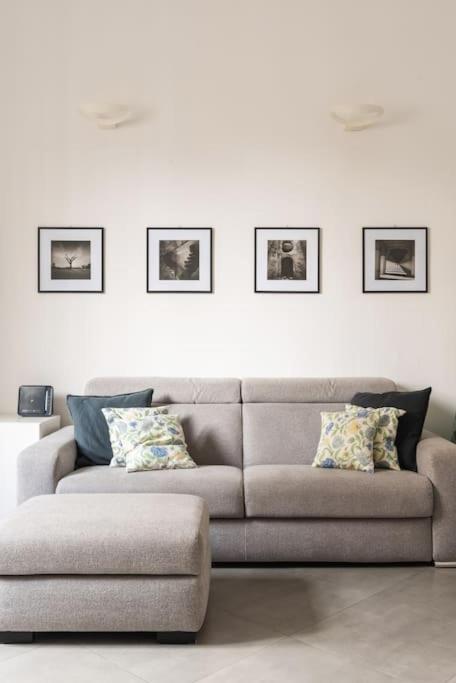 Apartment Bilocale Pergolesi Milan