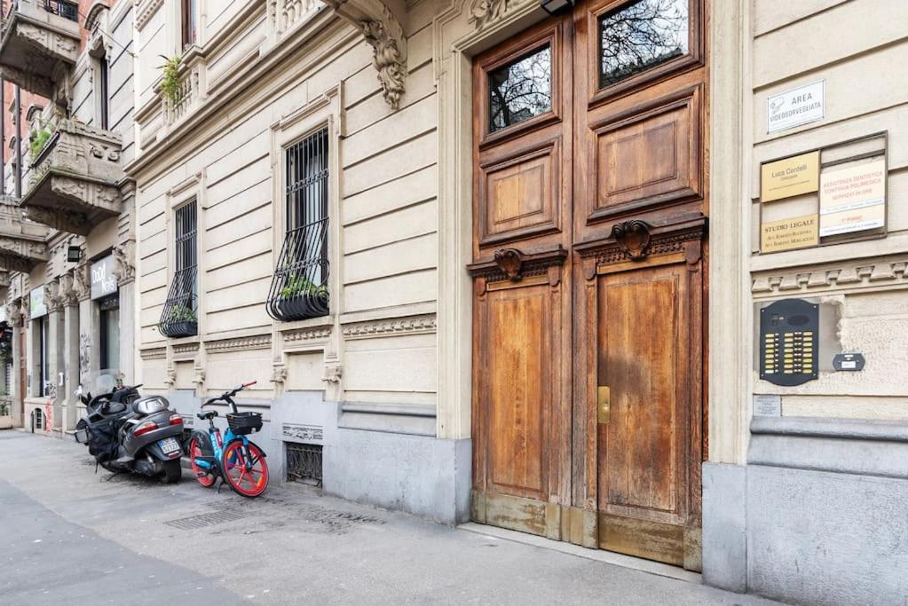Apartment Bilocale Pergolesi Milan