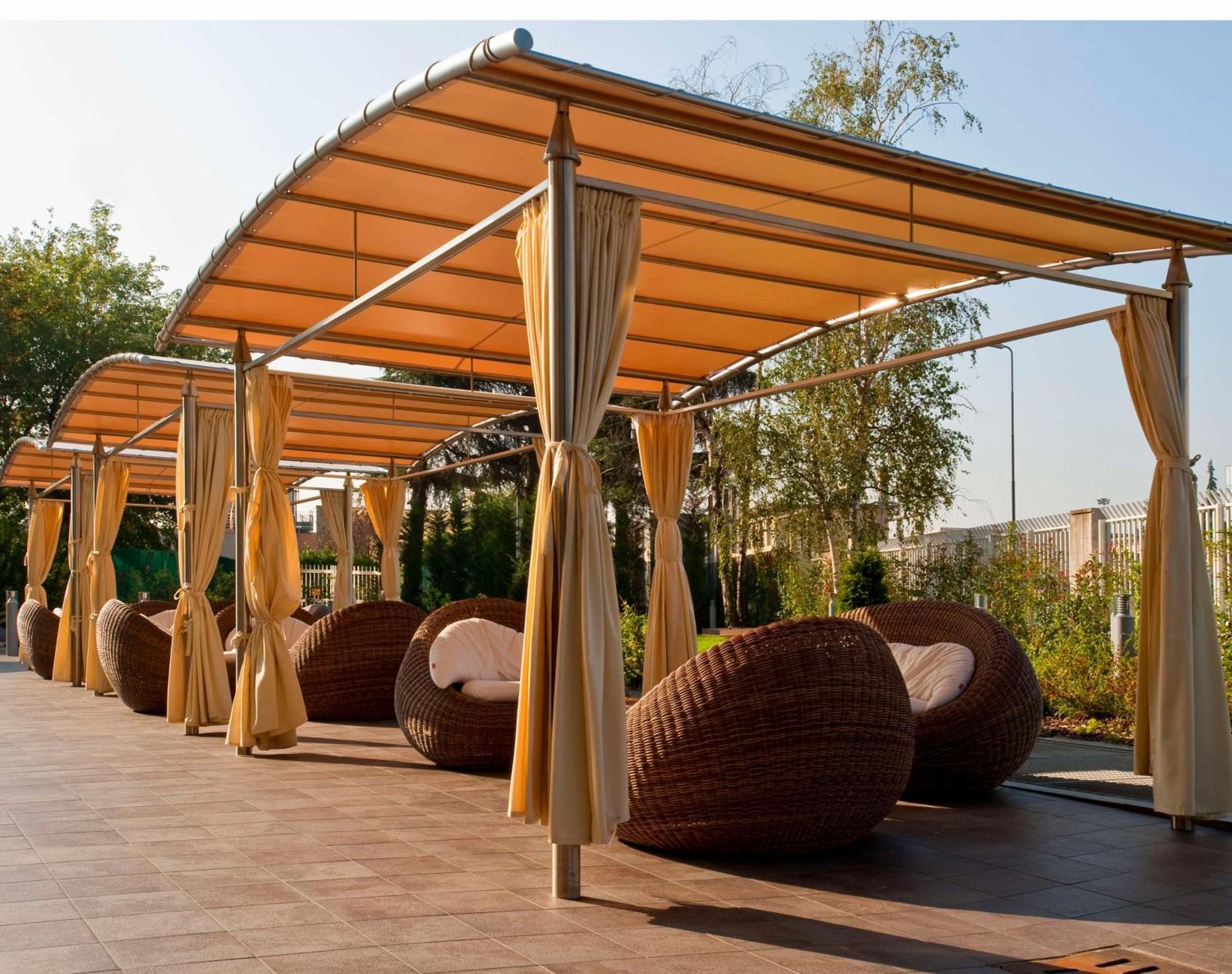 Western The Hub Hotel 4*