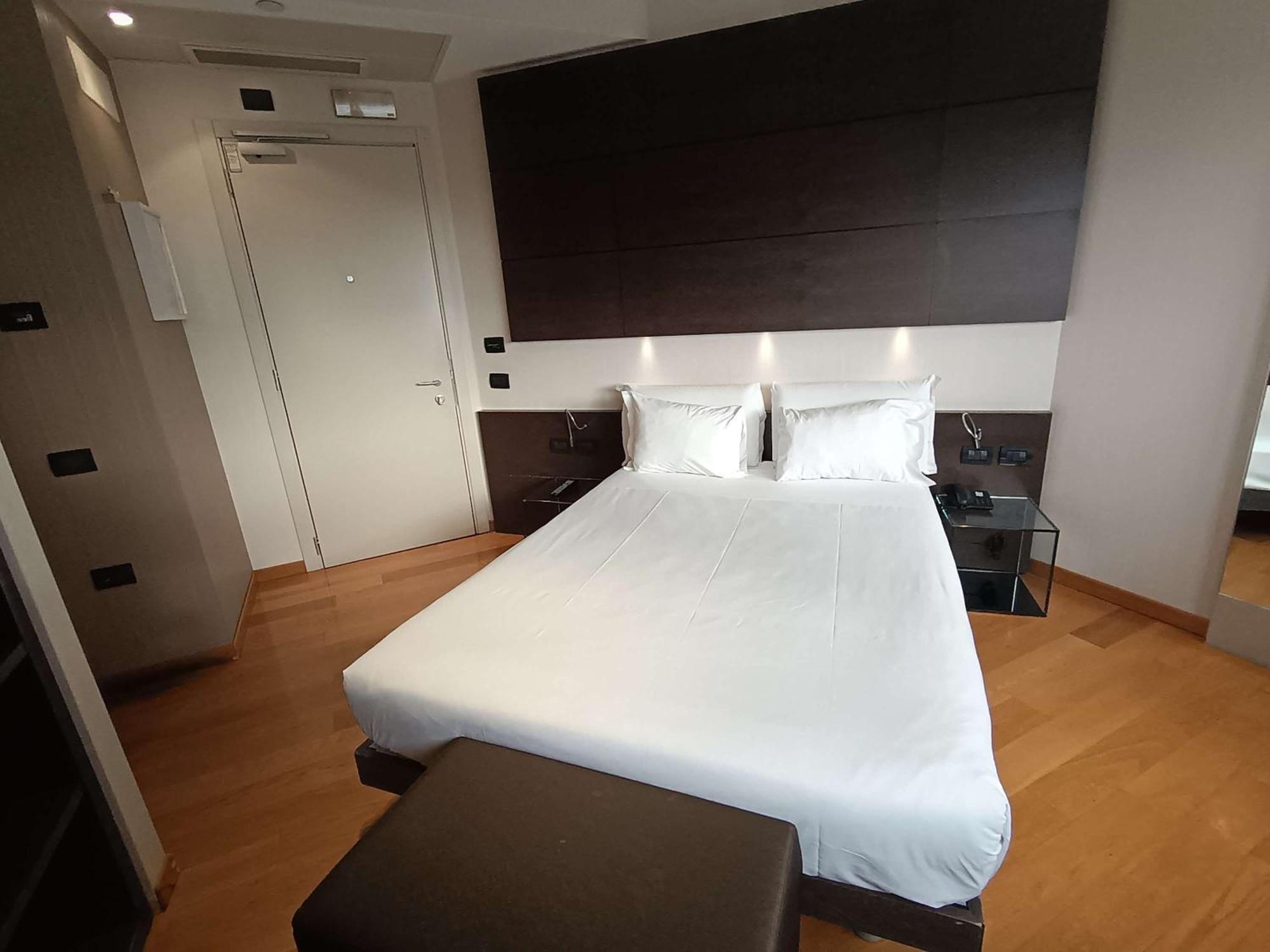Western The Hub Hotel