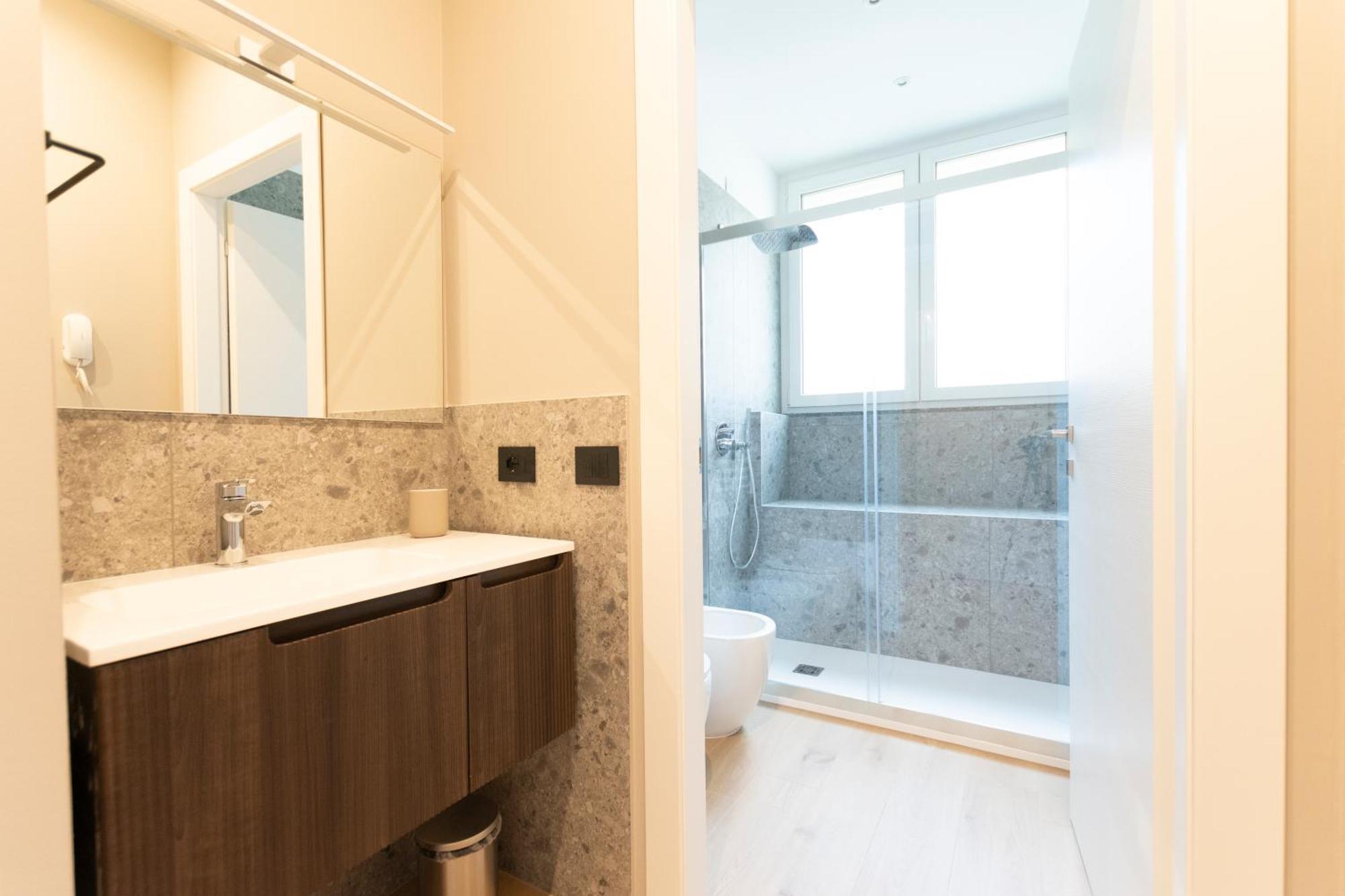 Ihost Luxury -free Parking- Plana 8 Apartamento