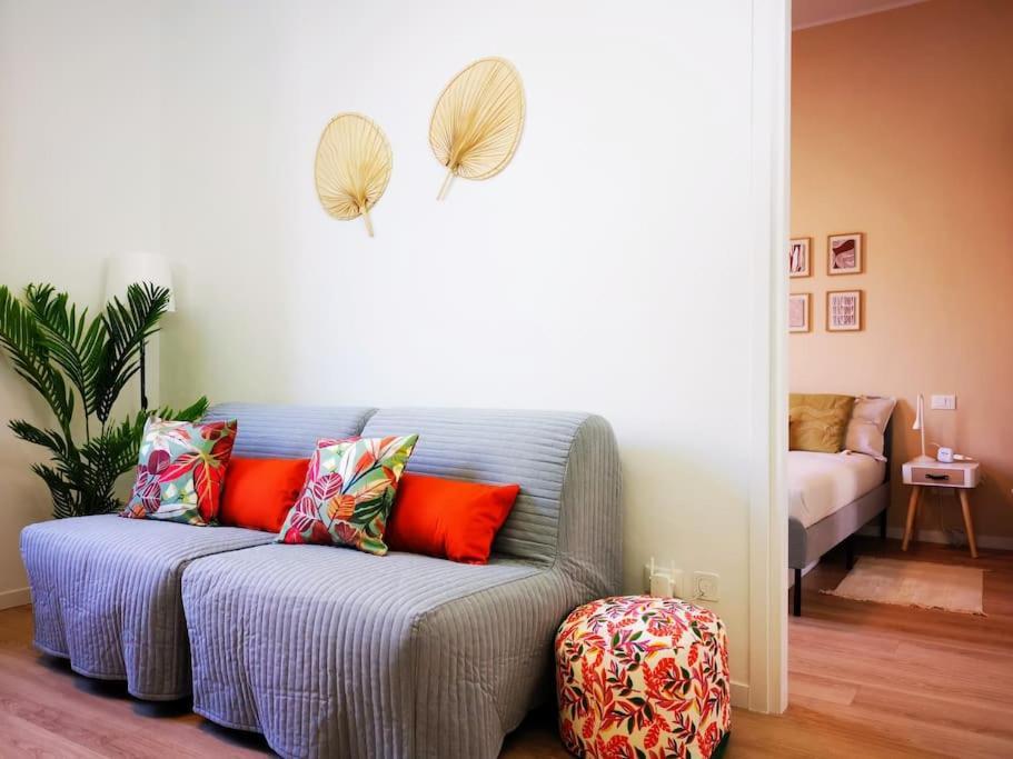 Sunny Flat 50 Meters From The Metro Apartment *