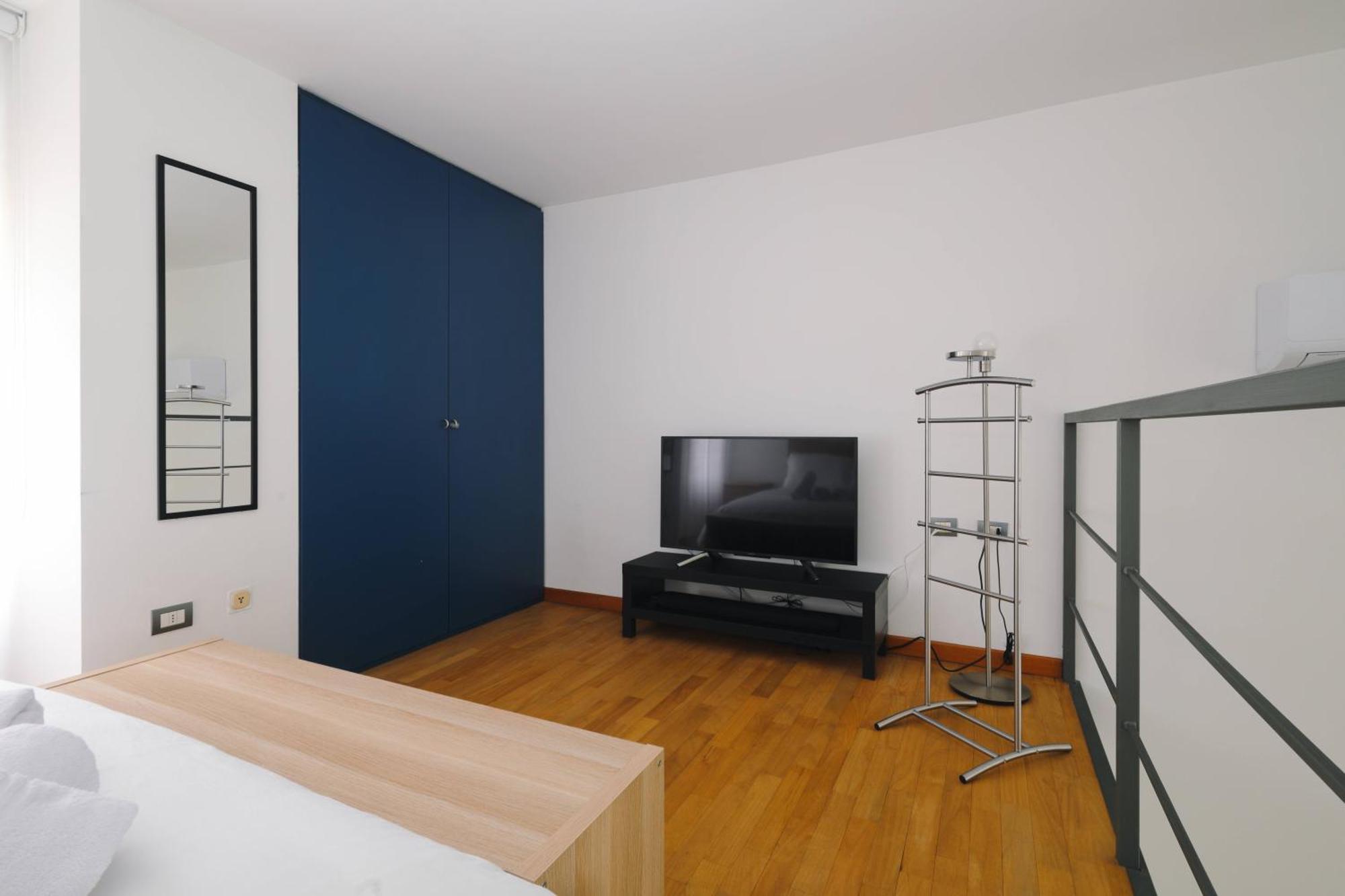 Apartment Scaldasole Loft Design 15 Min Dal Duomo *