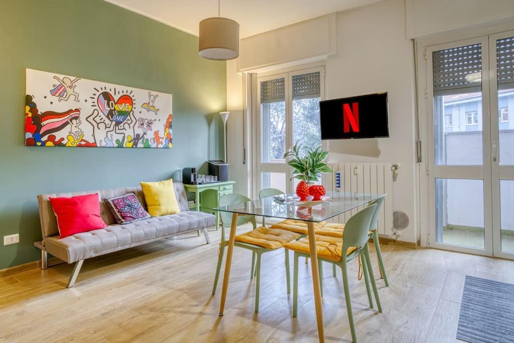 Pop Connection Apartment Milan