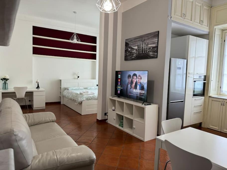 Ponthouse: Navigli, Iulm, Romolo Apartamento Milão