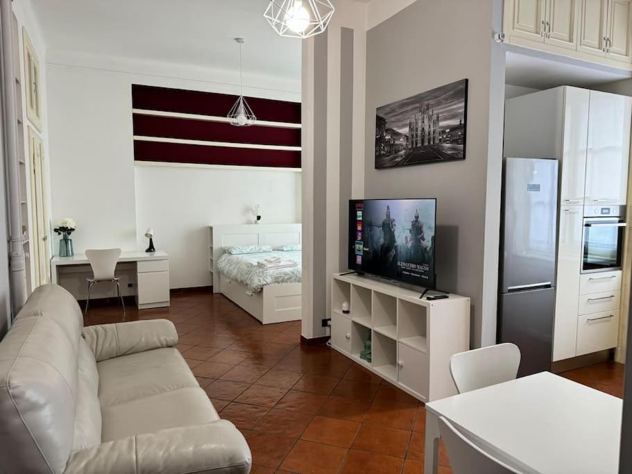 Ponthouse: Navigli, Iulm, Romolo Apartamento Milão