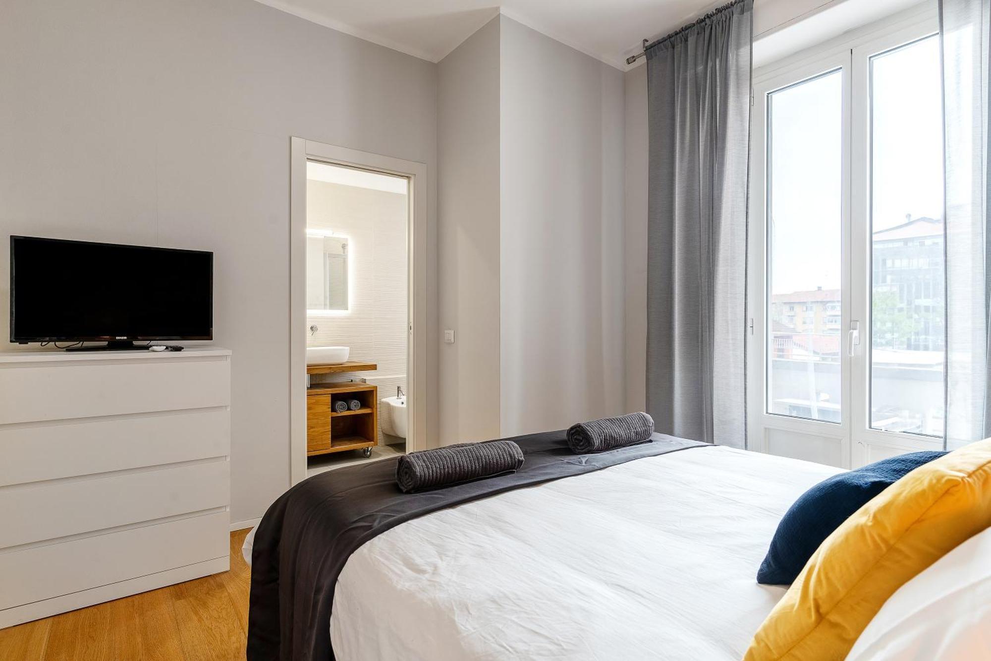 Tortona-navigli Luxury Desing District Wifi E Neflix Appartamento *