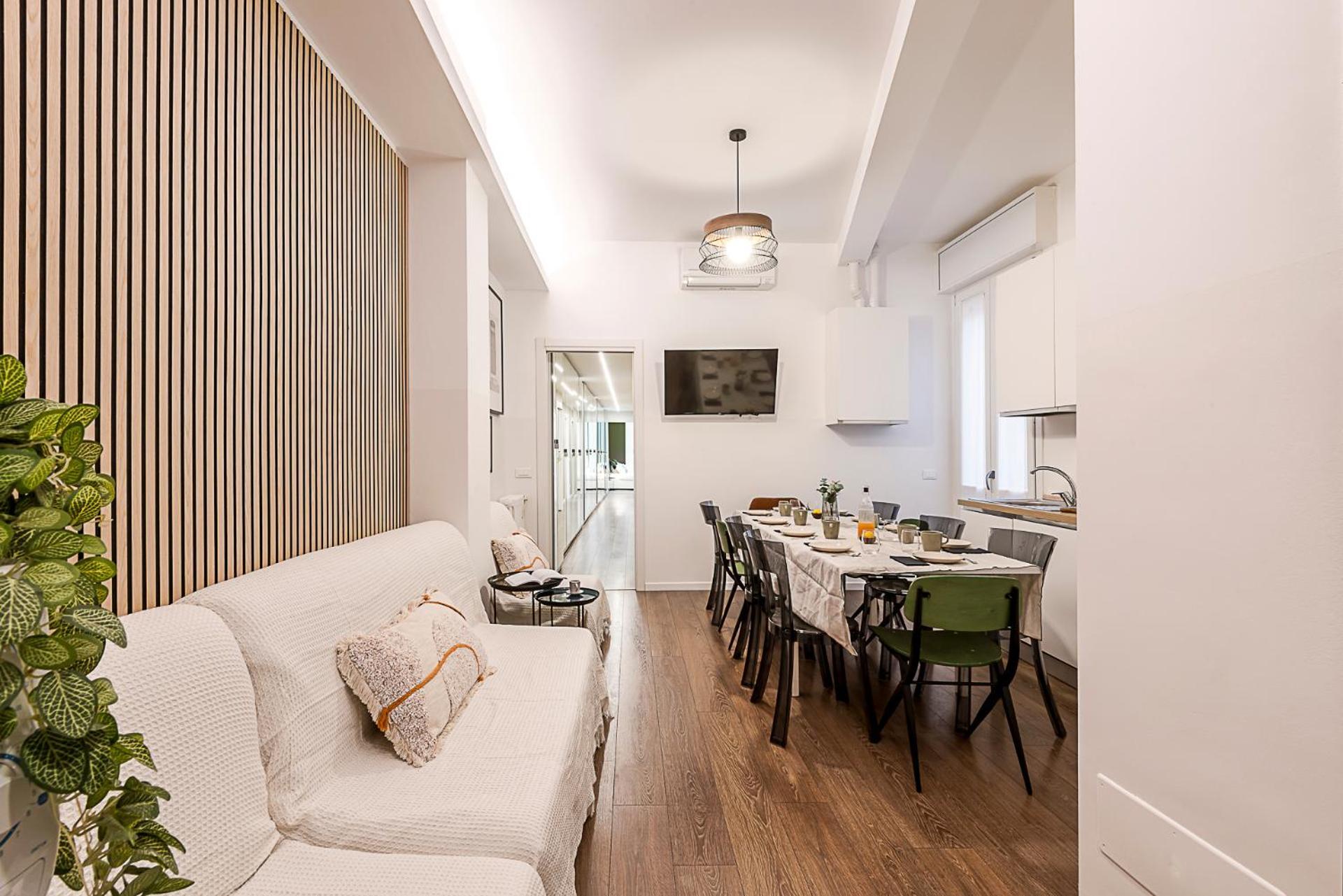 Apartment Stayeasy Petrella21 - 4 Bedrooms, 3 Baths - Station Milan