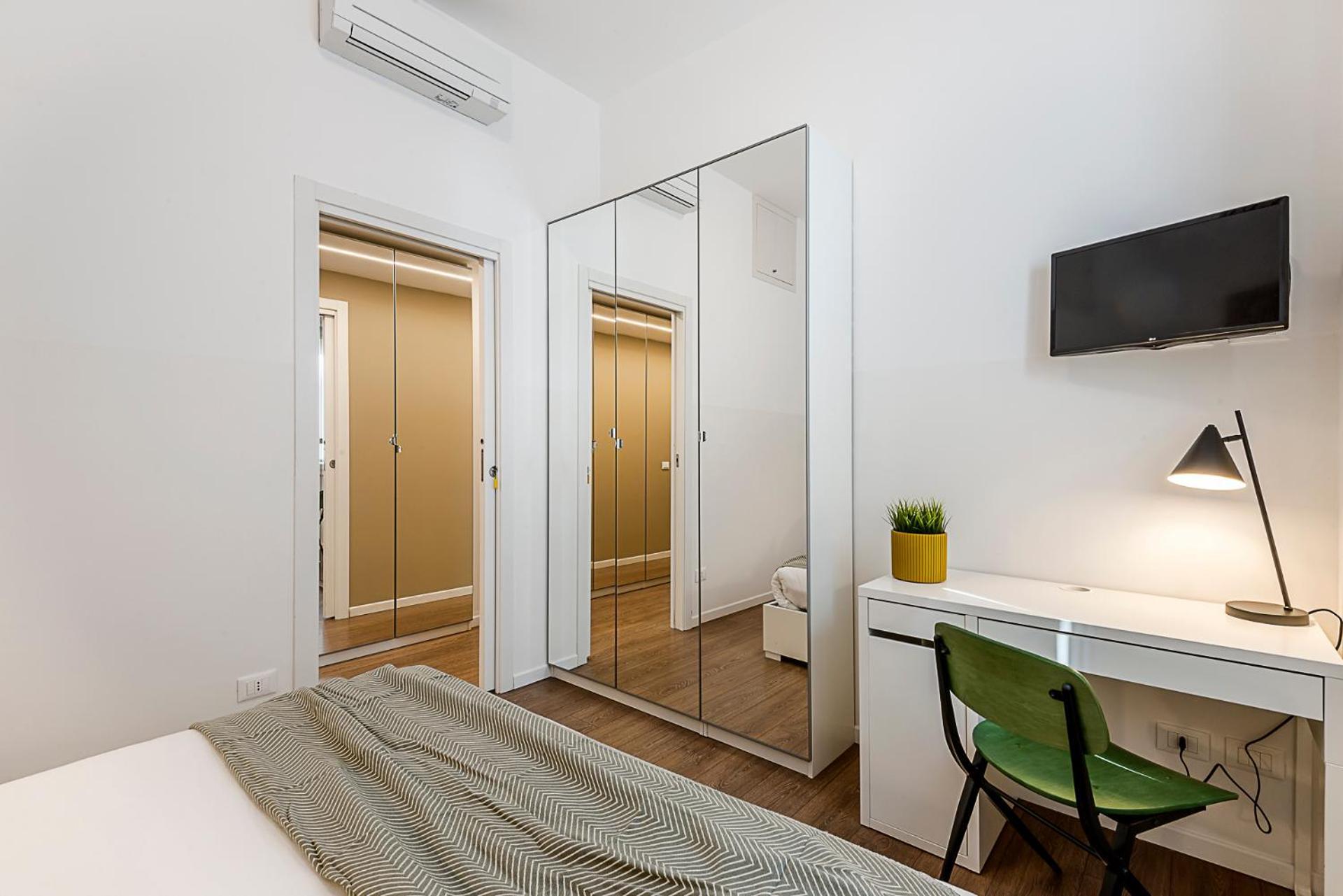 Stayeasy Petrella21 - 4 Bedrooms, 3 Baths - Station * Milan