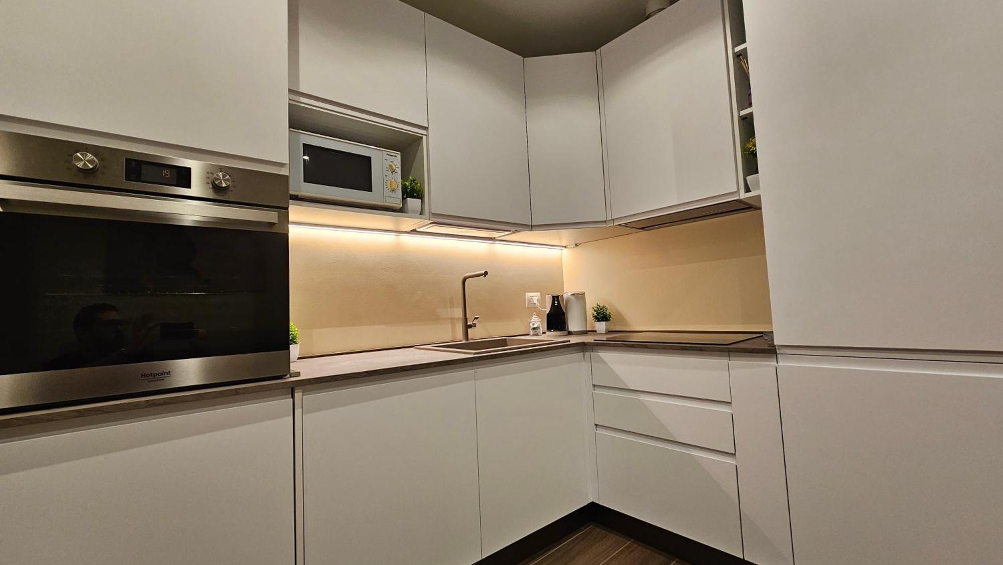 Nuovissimo Bilocale In Marghera Accanto Metro Apartamento Milão
