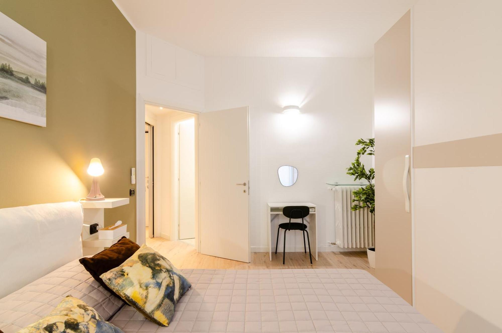 Design - Bezzi 79 Milan