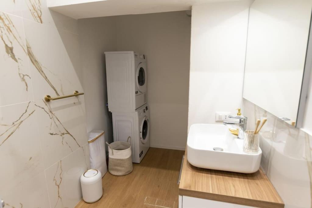 Apartment We - Prada Luxury Milan