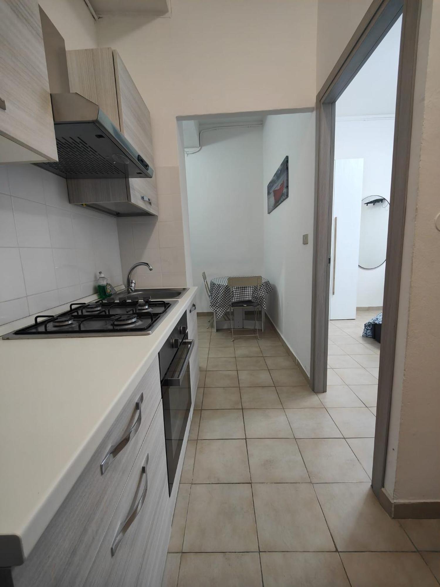 Bilocale 40 Mq Con Parcheggio Privato Appartamento Milano