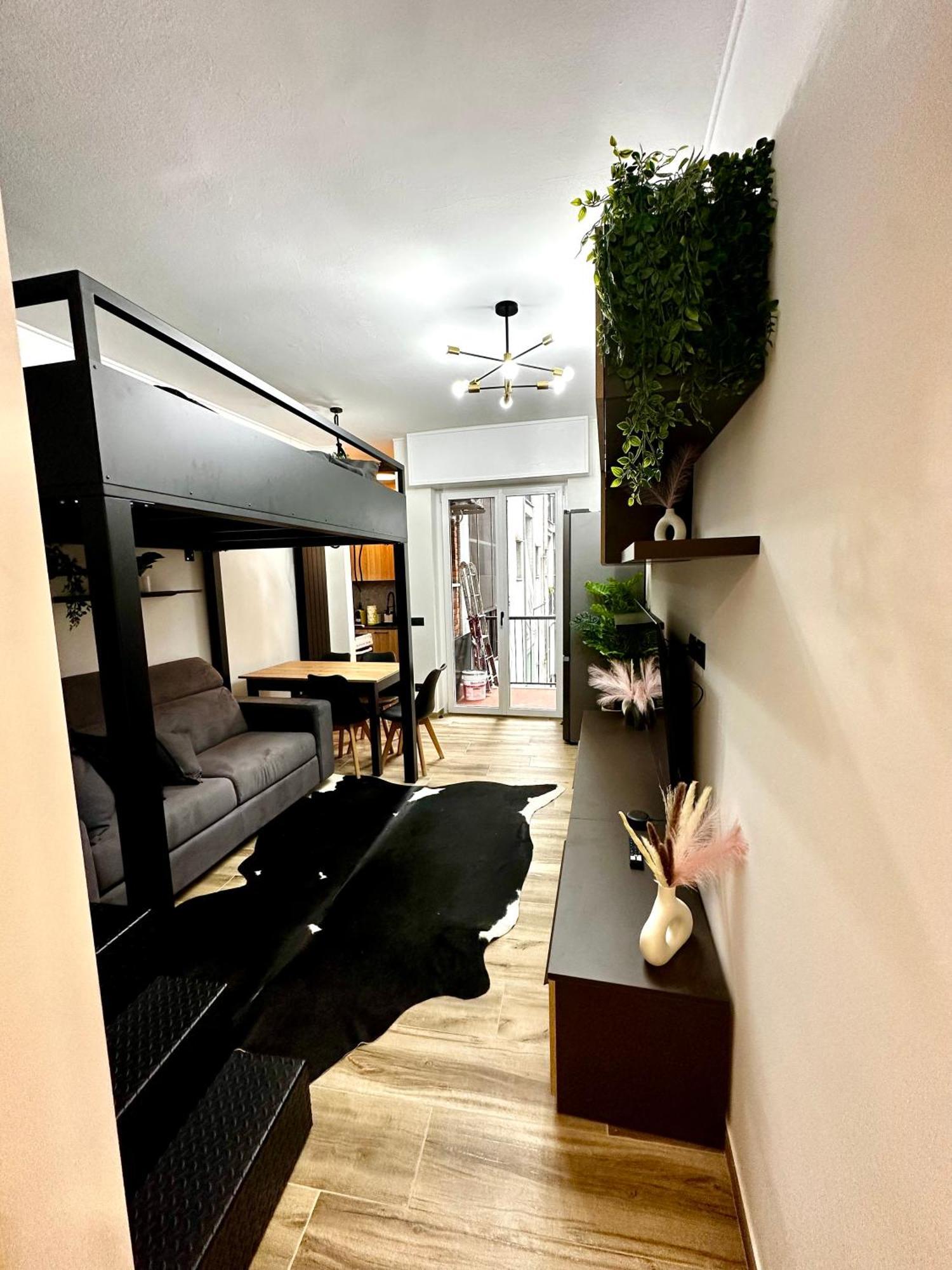 Splendido In Design Apartment Milan
