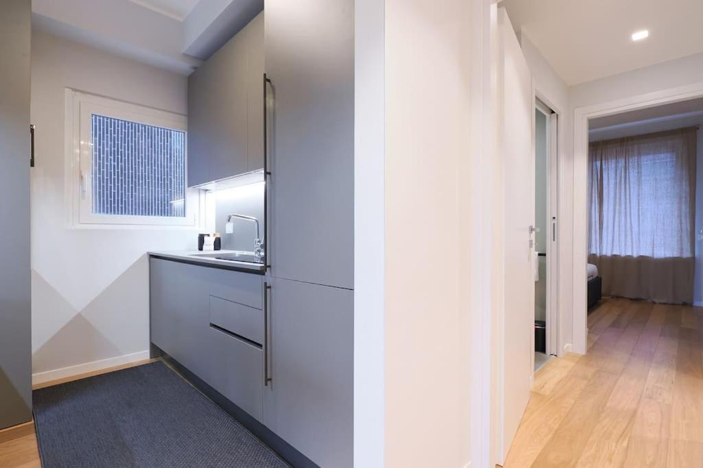Contempora - Elvezia 8 - E43 Milan