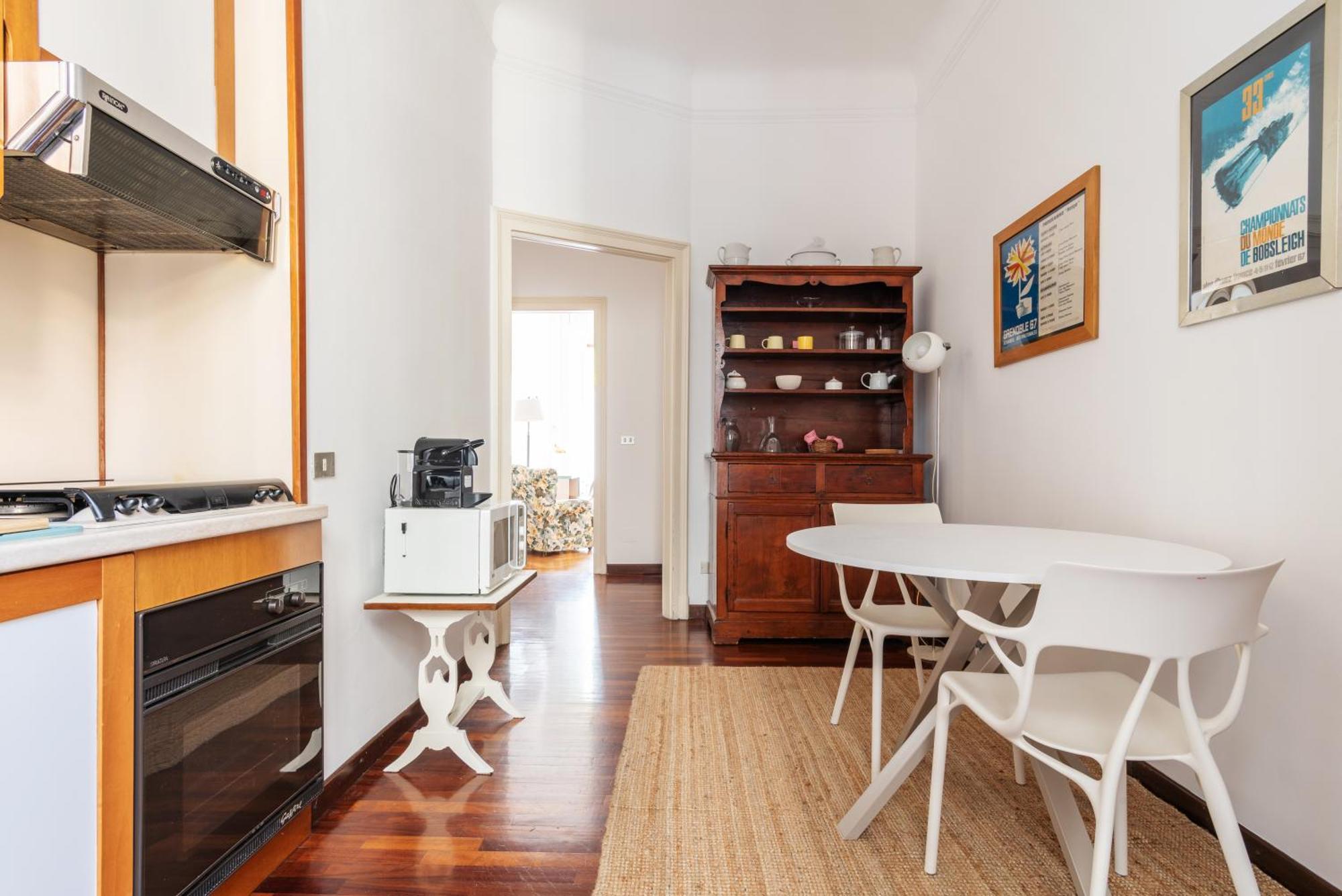 Bilocale Di Charme A Due Passi Da Pt Romana Apartment