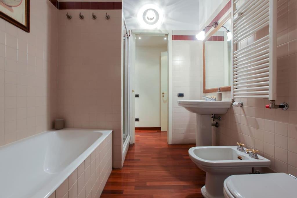 Hacca Collection - Corso Magenta, Unique And Charming 2br *