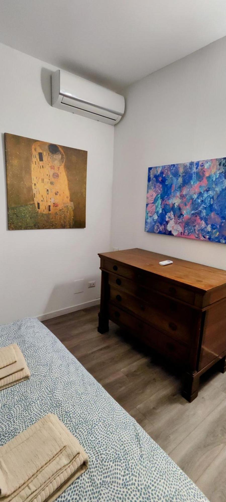 House Naviglio Uno Milano