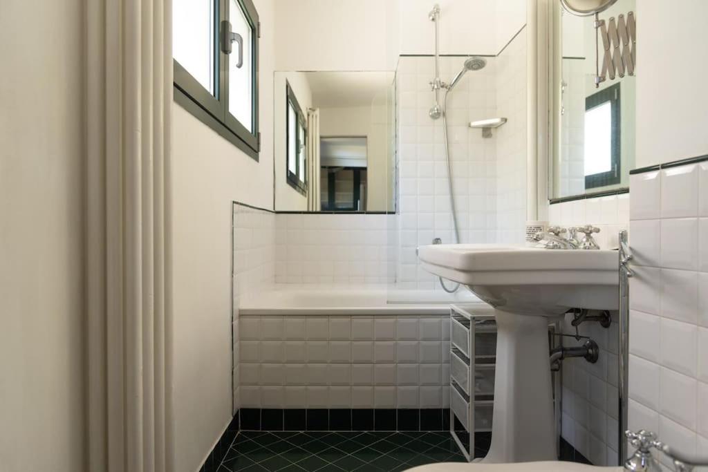 Apartamento Youhosty - Nerino 10 *