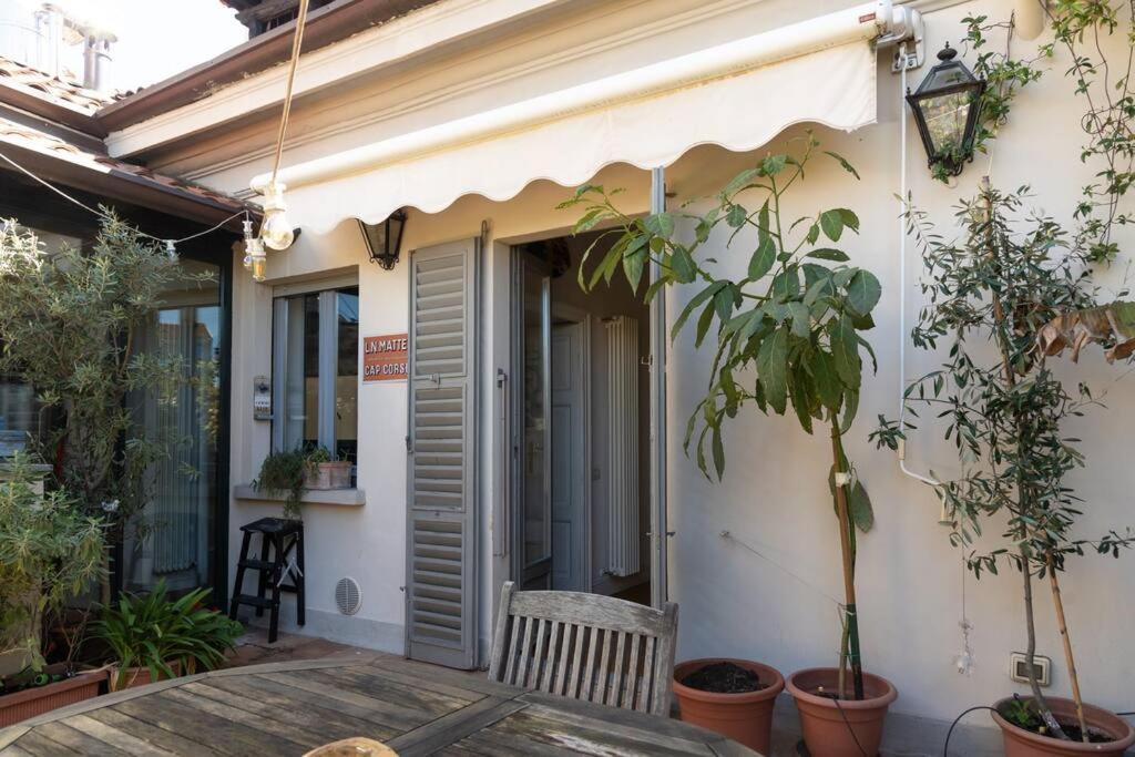 Apartamento Youhosty - Nerino 10 Milão