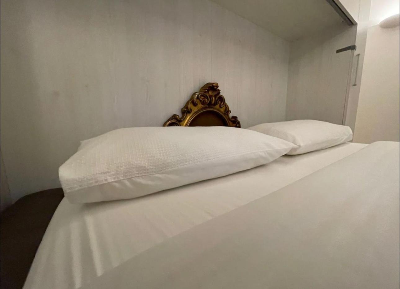 Regina In Sky Santa Giulia - Sky Tv, Wifi E Breakfast Box Apartment Milan