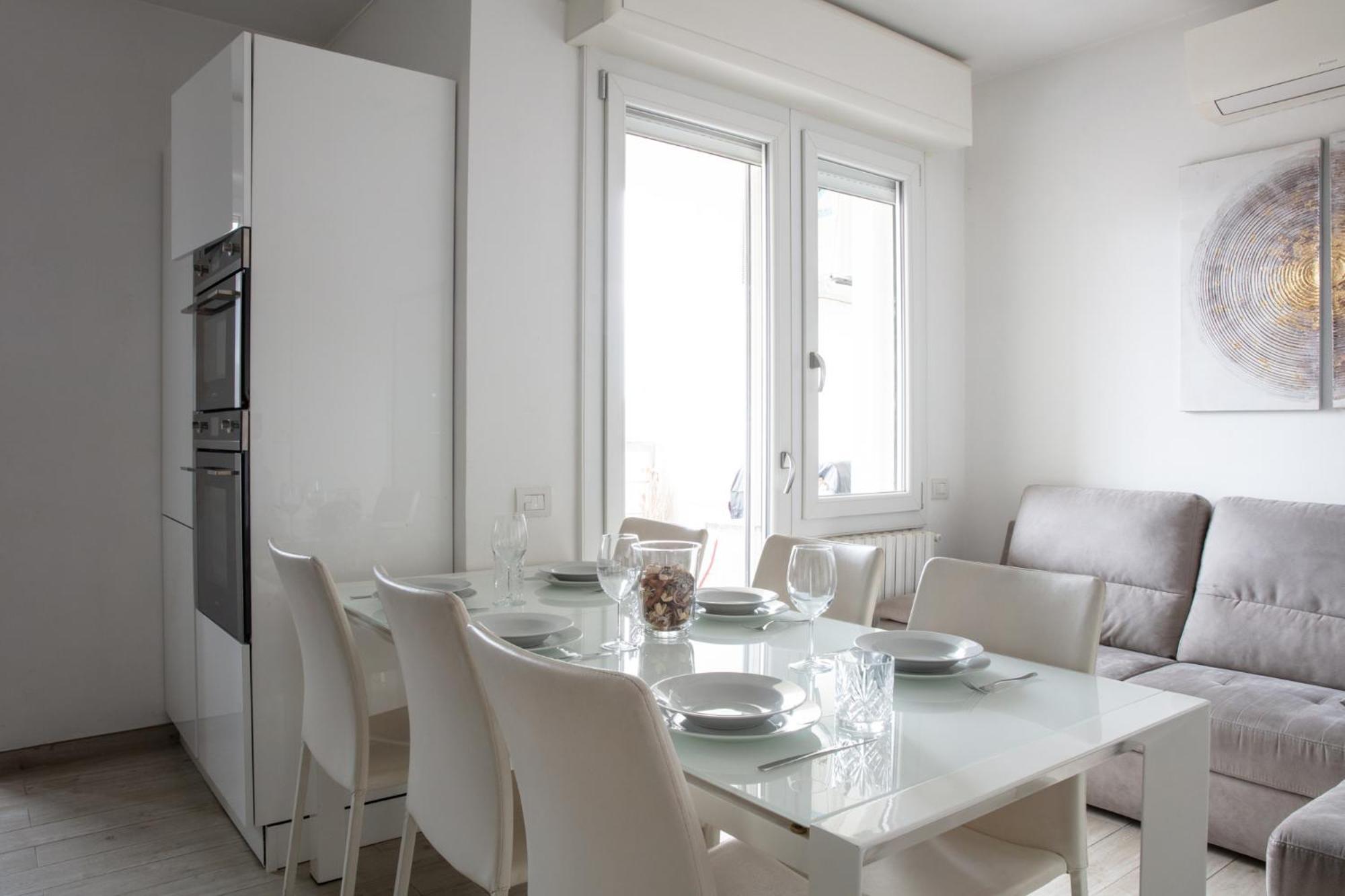 Apartment Dehomes - Porta Genova Luxury Milan