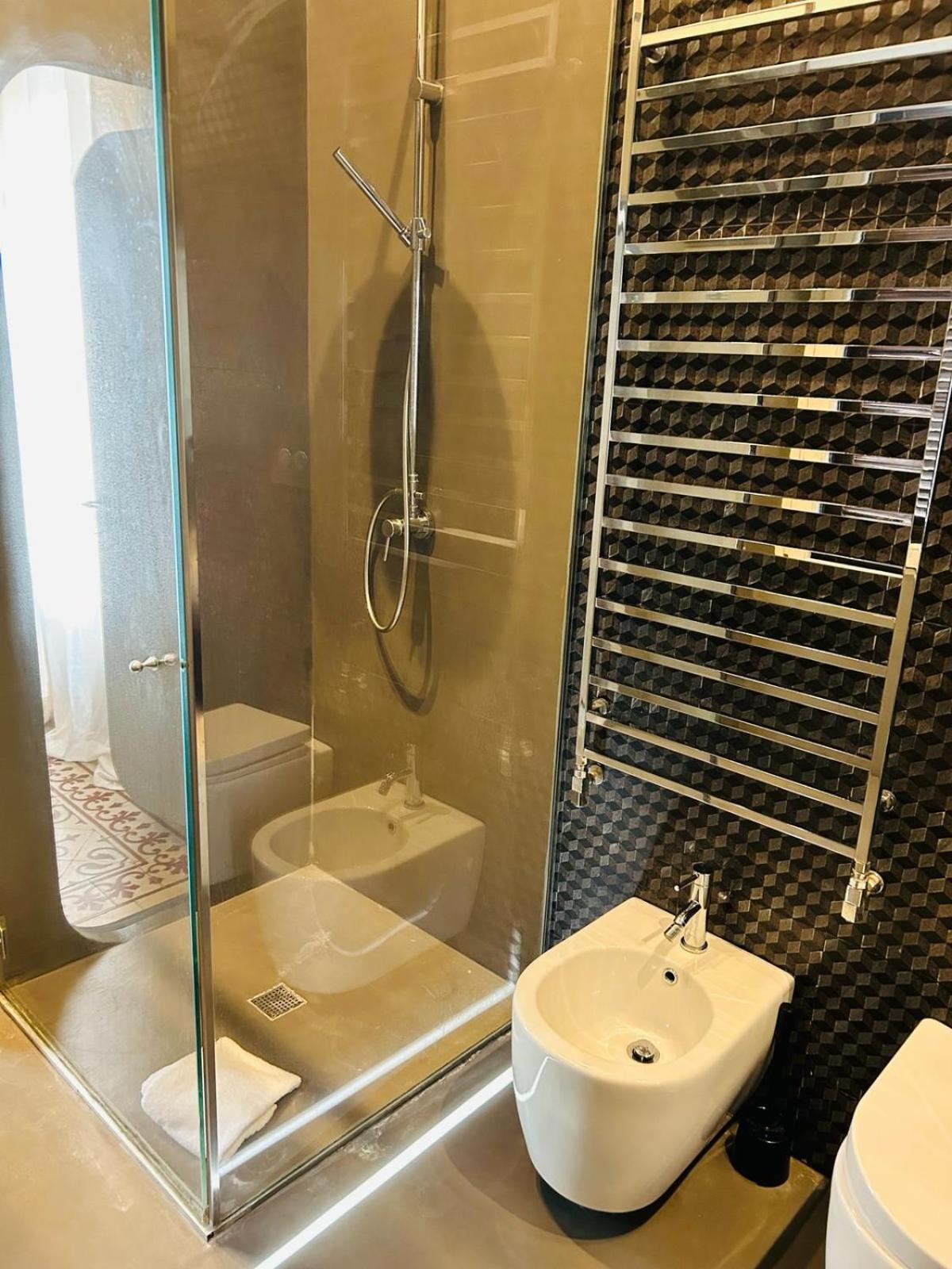 Easy Italy Grand Apartment *