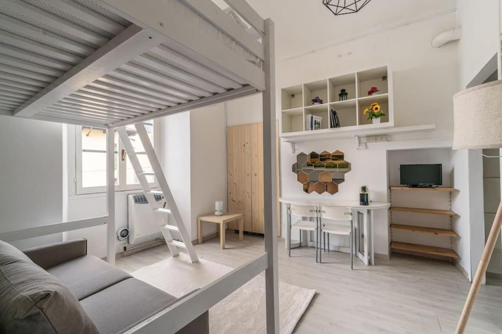 Apartment Cozy In The Center Of Milan