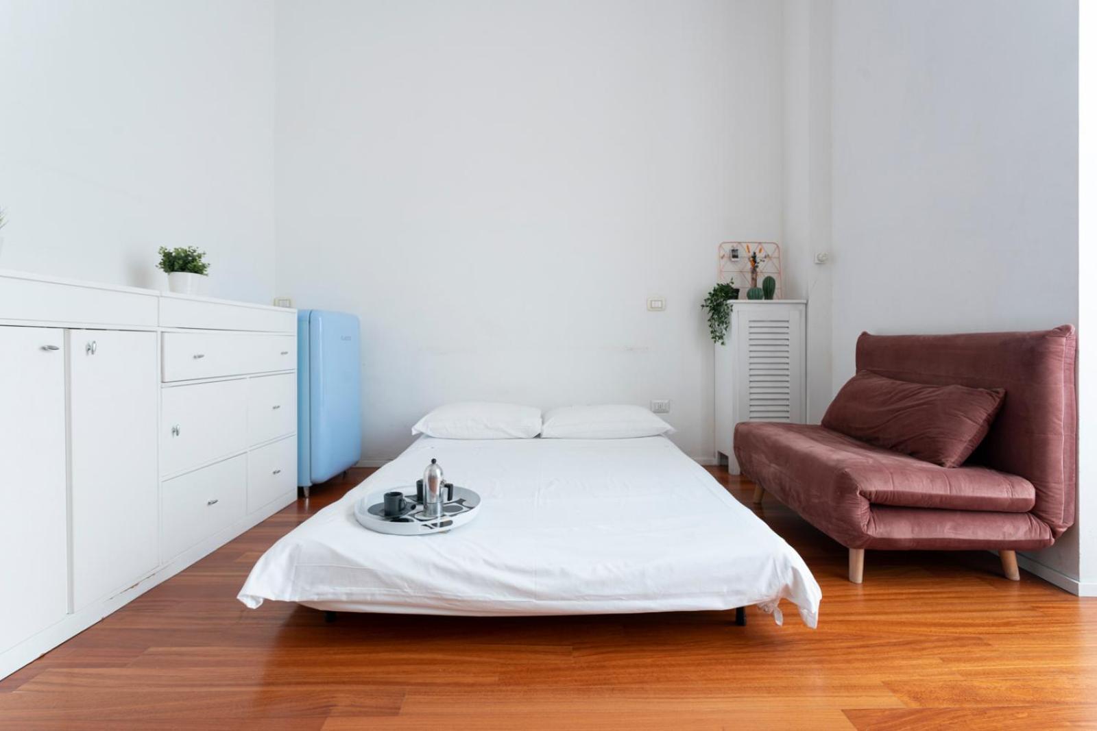 New! Lovely & Friendly In Center A Apartamento Milão