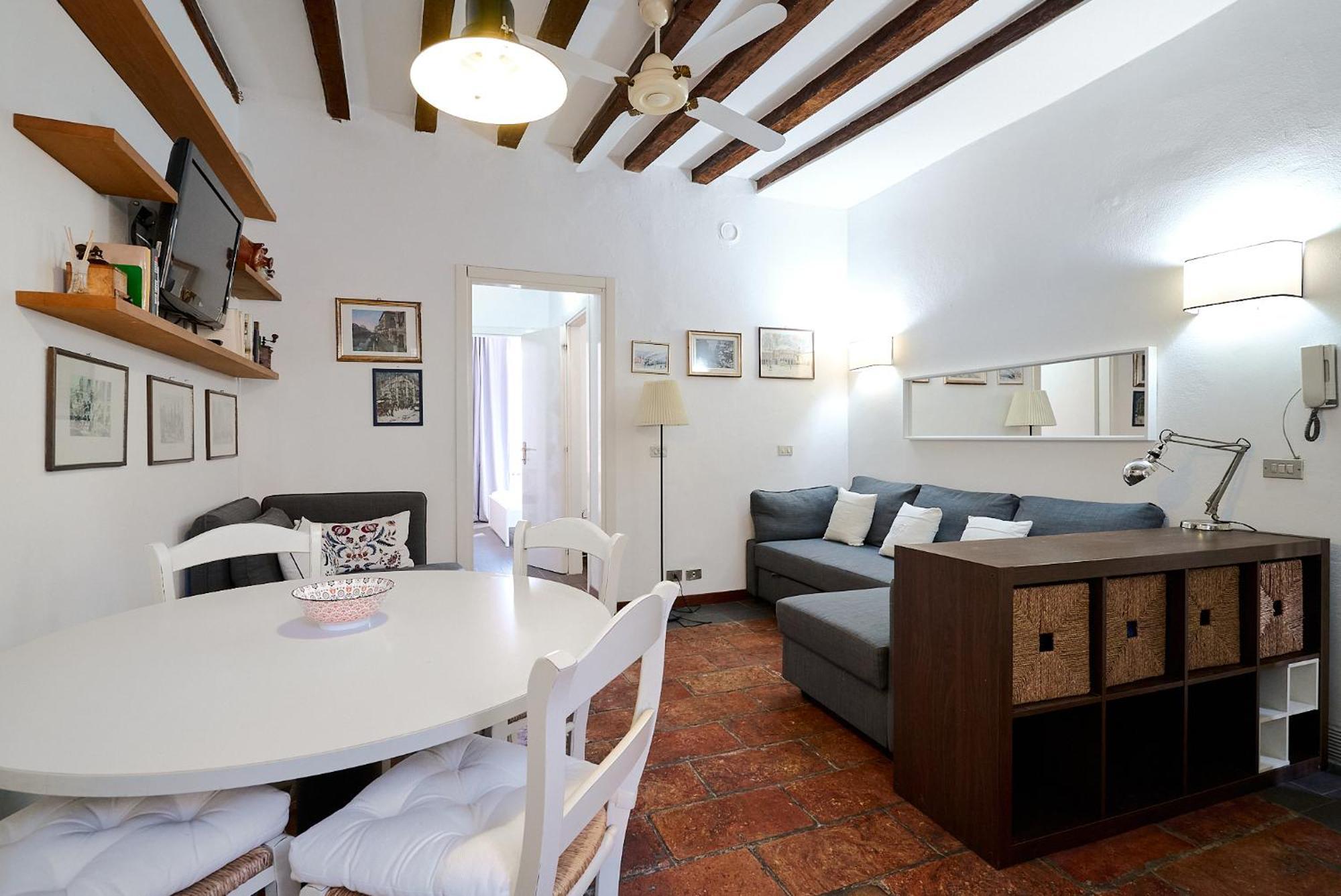 Rustic And Cozy In Navigli