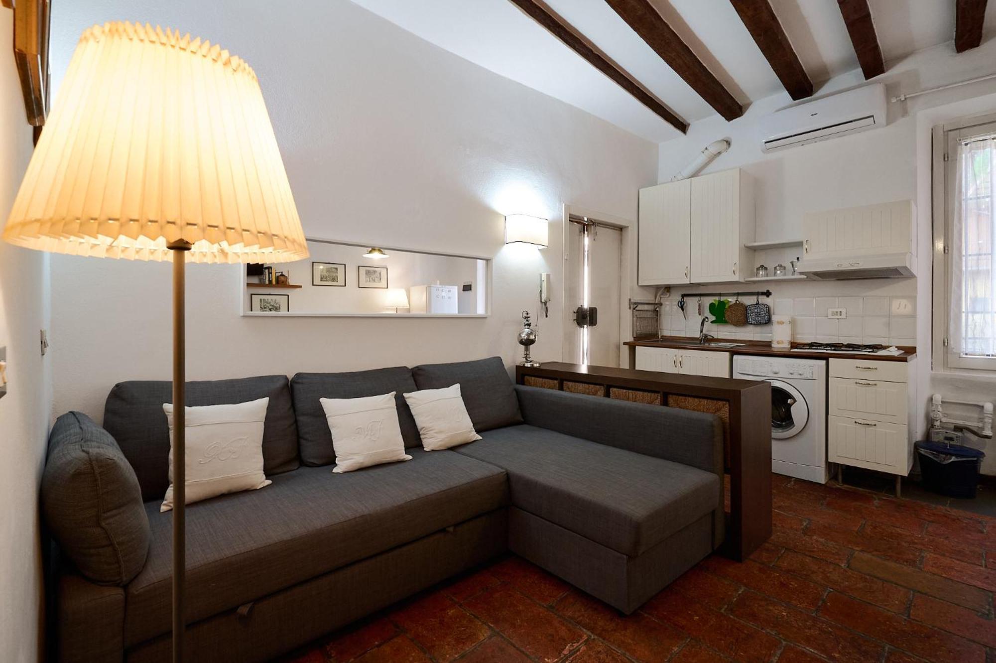 Apartment Rustic And Cozy In Navigli