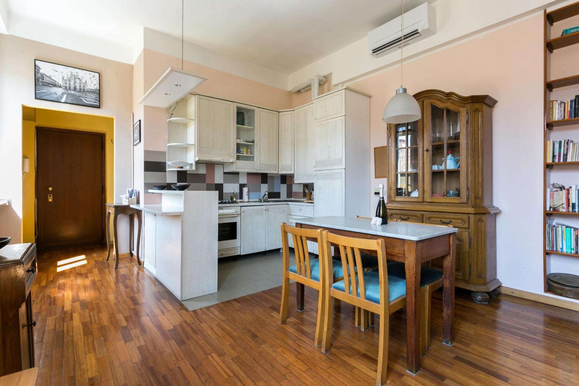 Apartment Vigevano 41 Milan