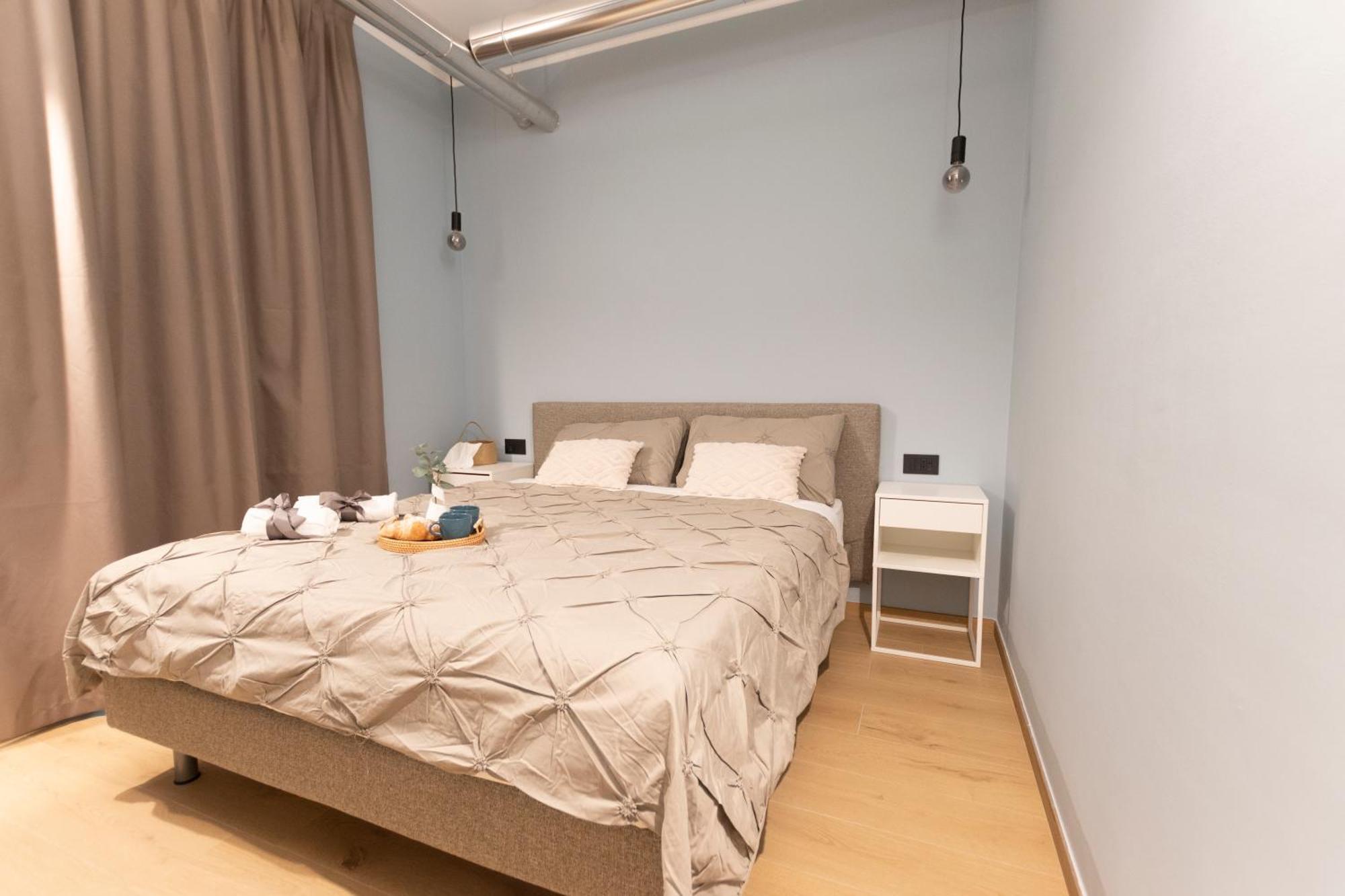 Ihost Luxury -free Parking- Plana 6