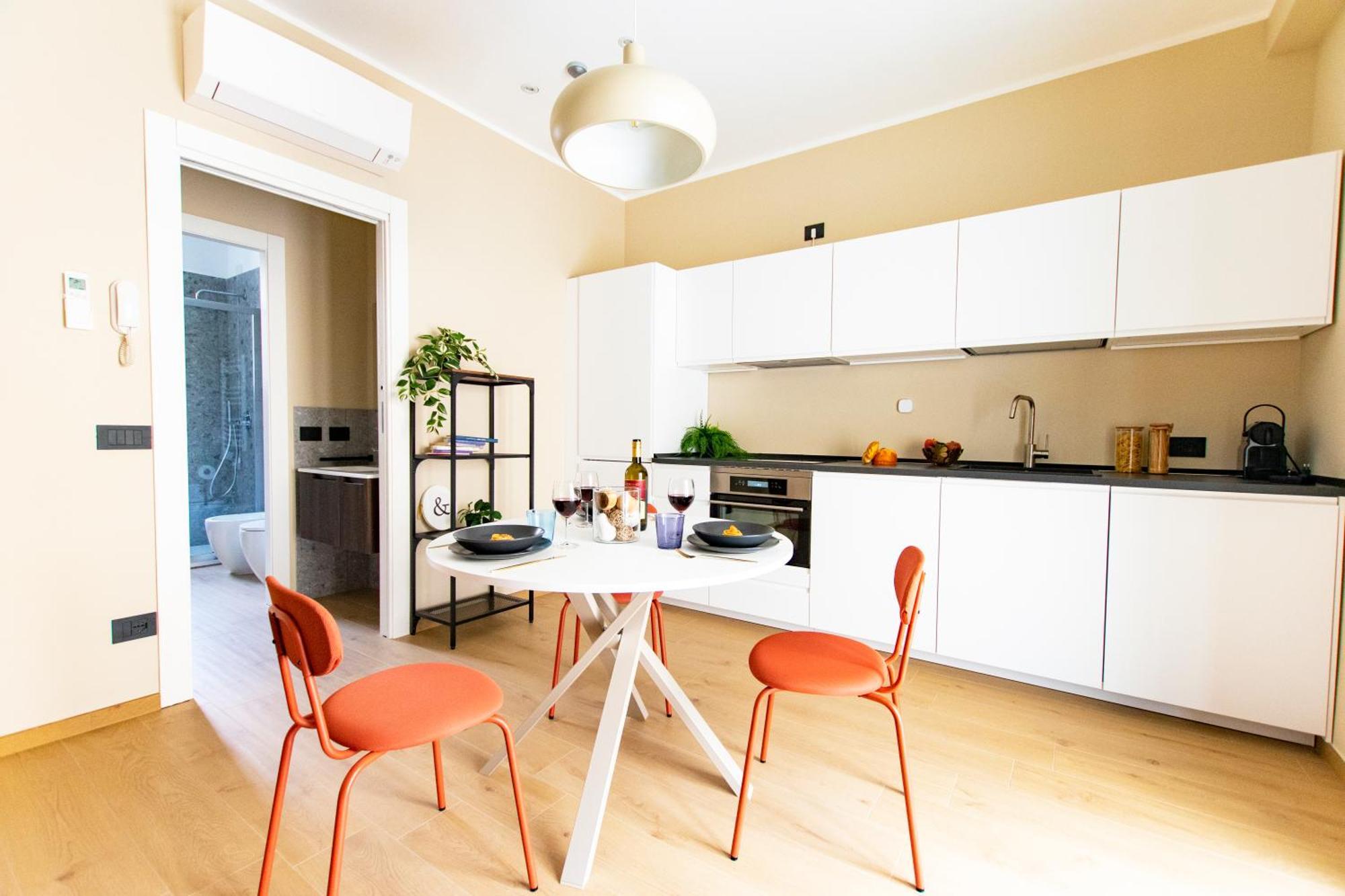 Ihost Luxury -free Parking- Plana 6 *