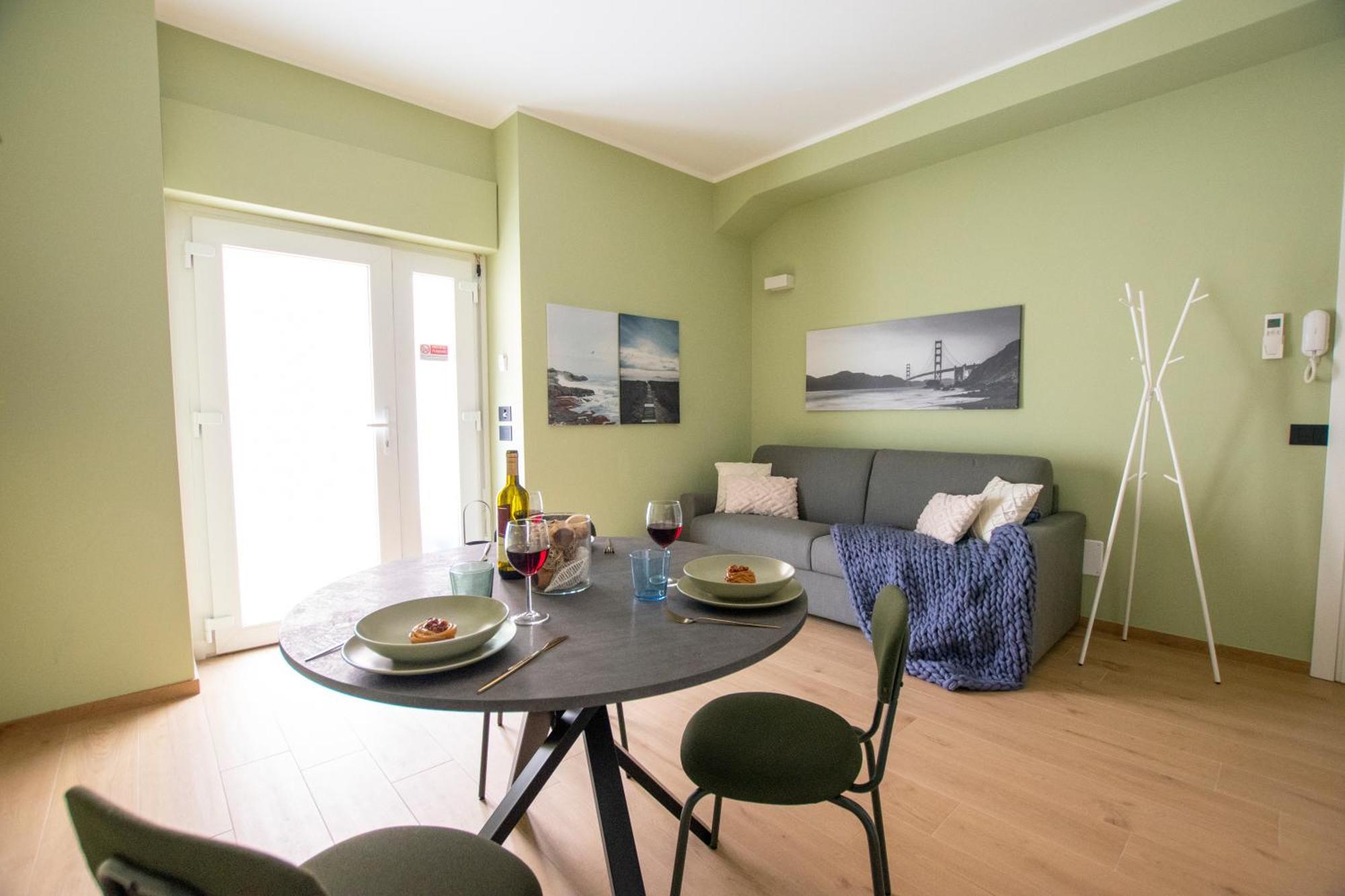 Ihost Luxury -free Parking- Plana 6 *