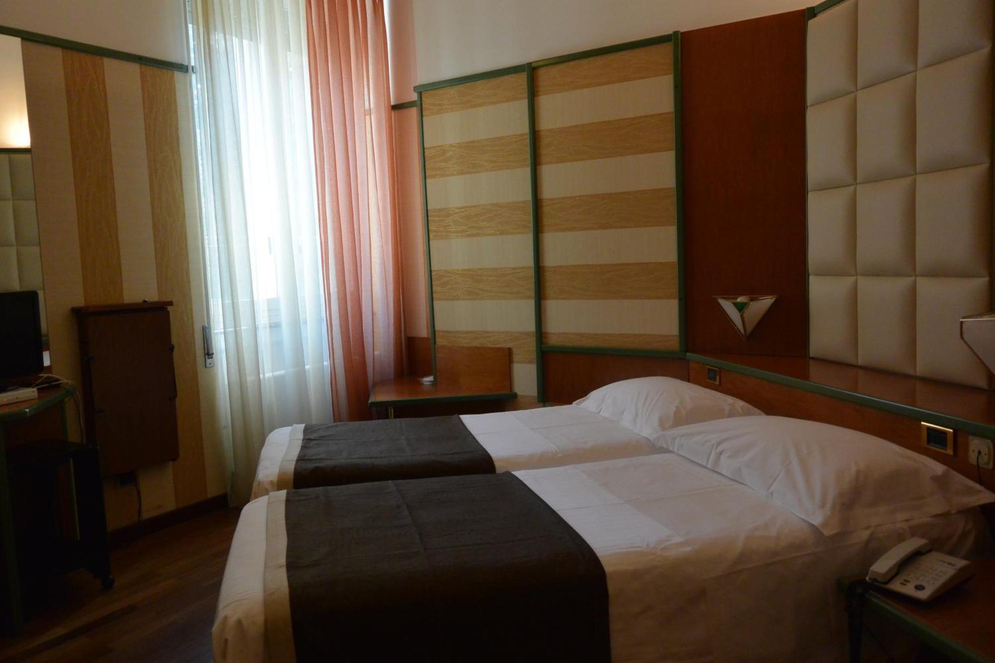 Hotel Metro