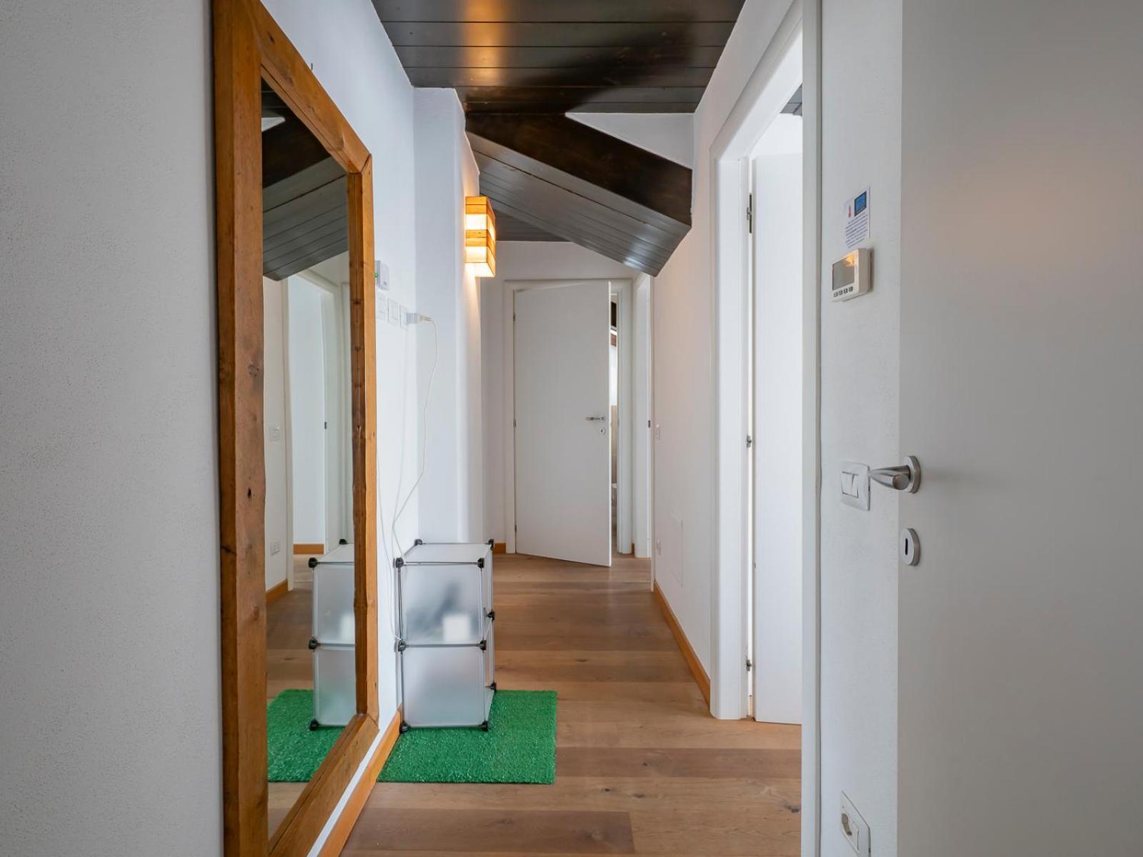 Xenia - Penthouse In Porta Venezia * Milão