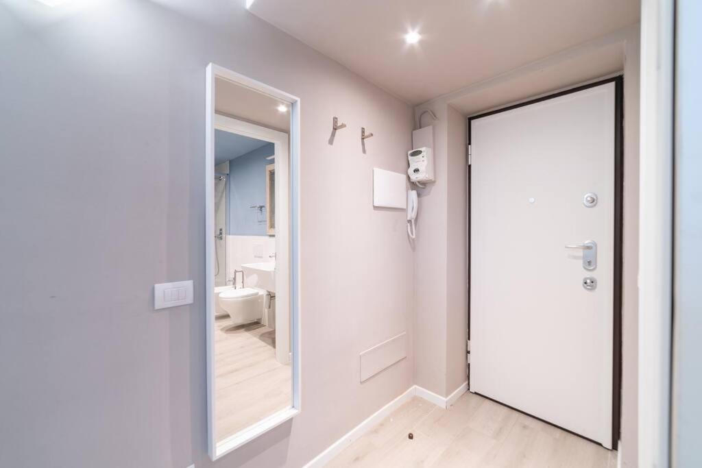 Intrho Flat Porta Romana Apartamento Milão