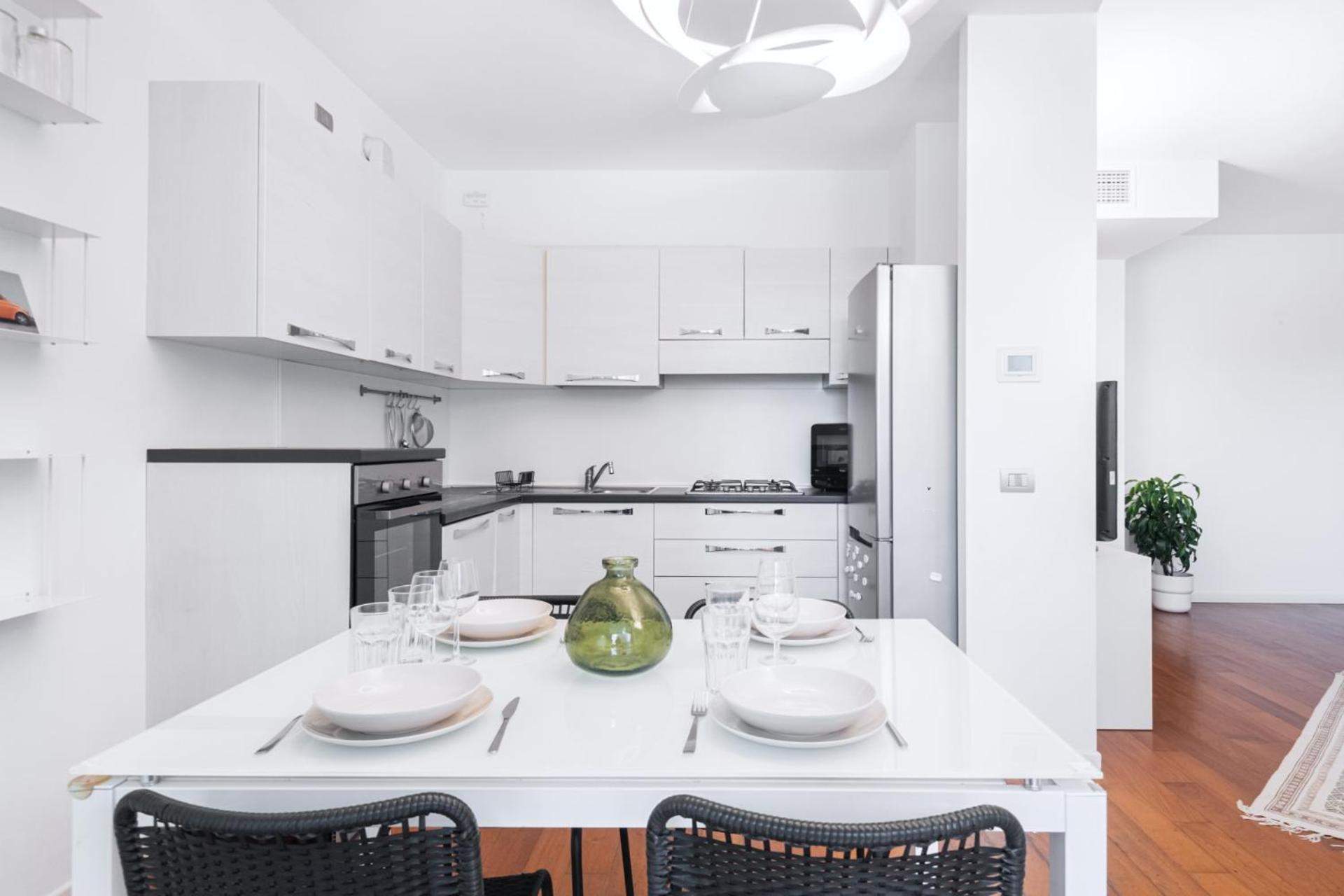Apartment Easylife-appartamento Con Terrazzo In Porta Romana Milan
