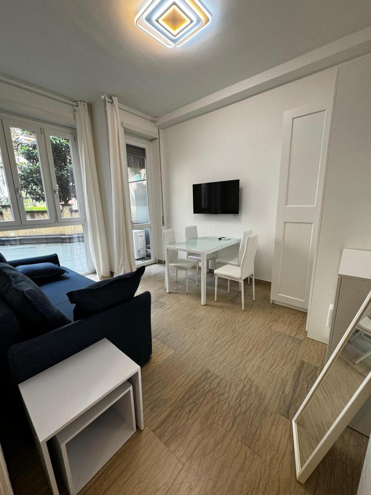 Kibilu - Via Serlio Porta Romana - Mm Brenta Apartment
