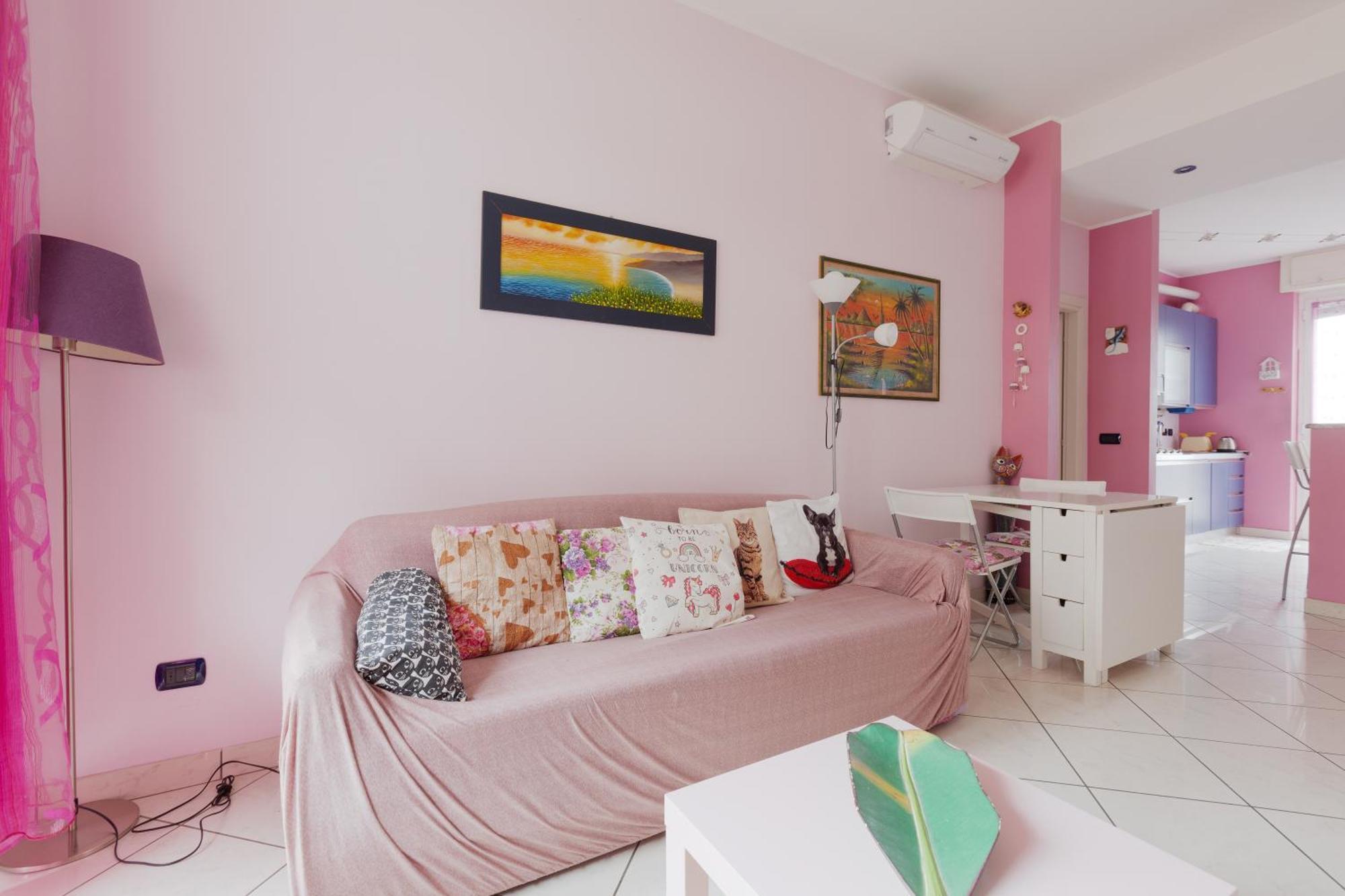 Apartment Mac Mahon - Colorful With Balcony! Milan