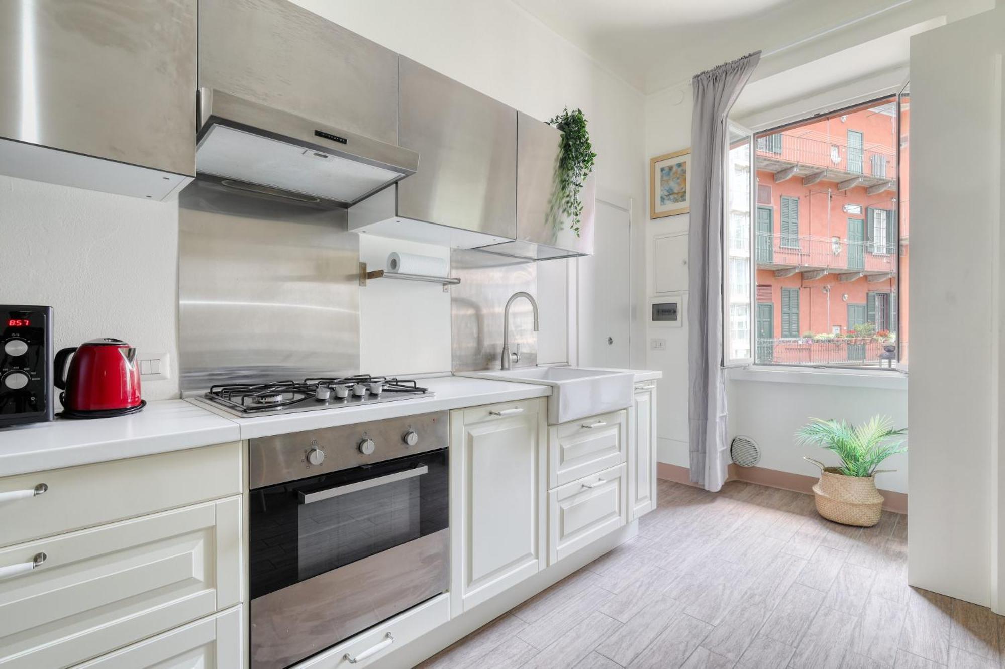 Fara 33 Cozy Flat In District Milan