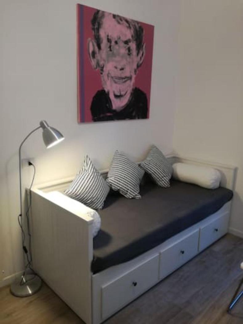 Bilocale Zona Isola 200 Mt Metro Mm3 Maciachini - J2 Milan