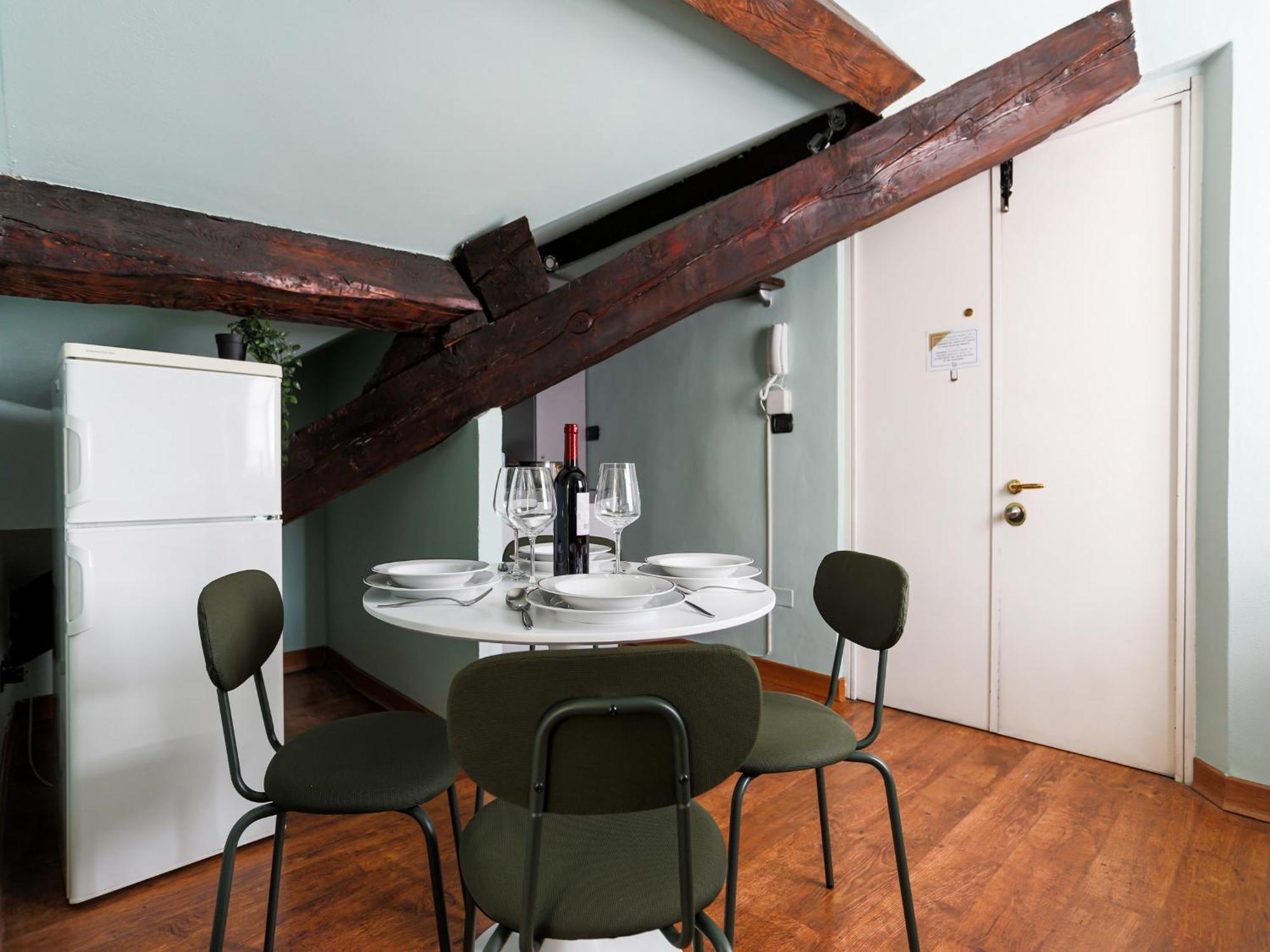 The Rent - Flat In Brera District *