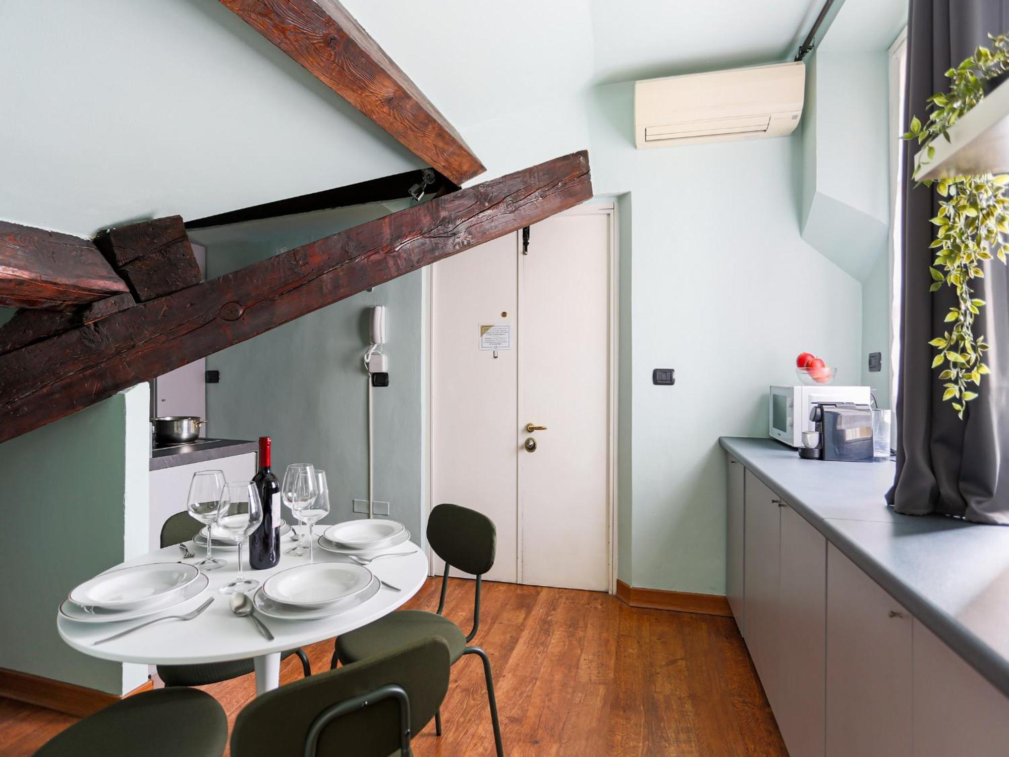 The Rent - Flat In Brera District Milan