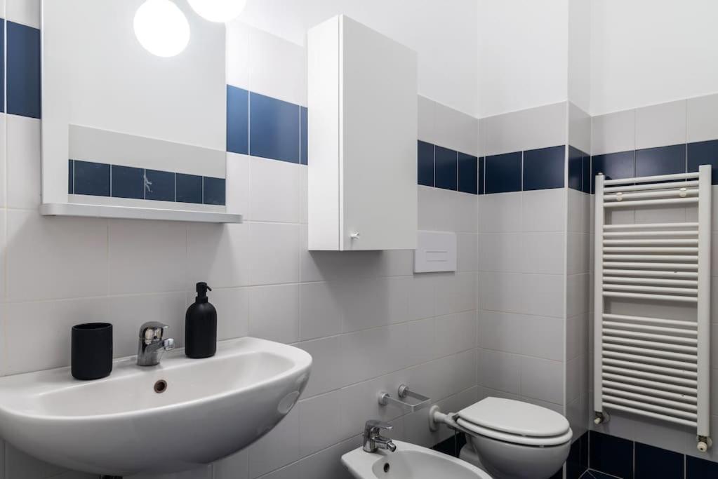 Moderno Bilocale In Zona Mico Apartment Milan
