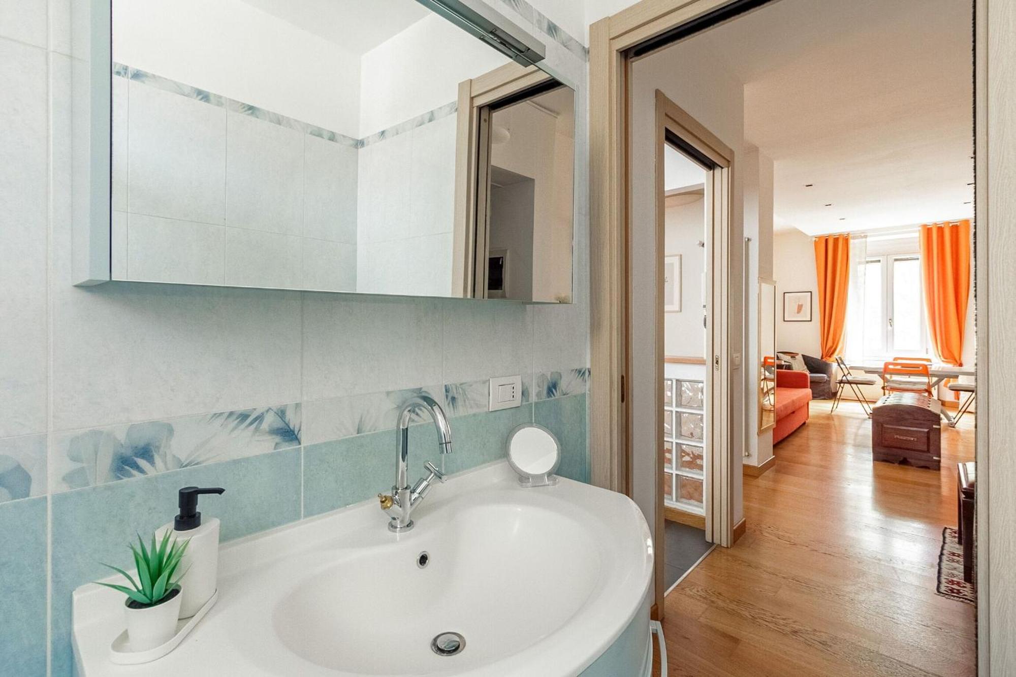 Apartment Broggi Buenos Aires-porta Venezia By Halldis Milan