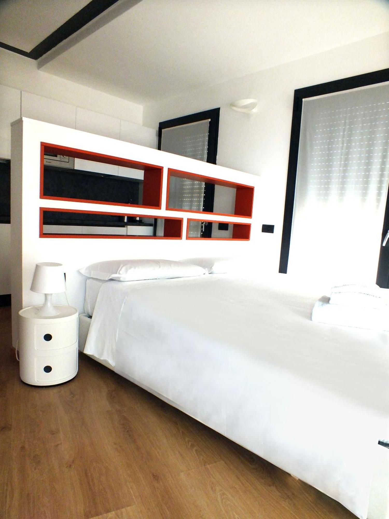 Bb Isola Aparthotel Milan